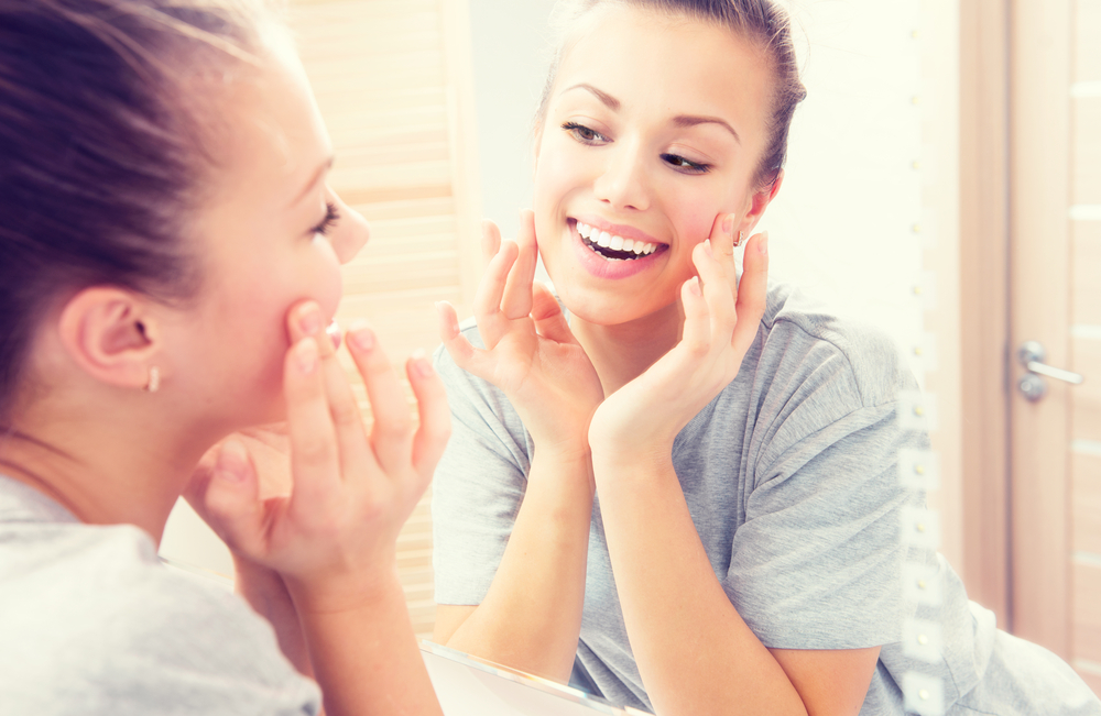 The Top 4 Things That You Need To Know About Vitamin C and Why You Should Include It To Your Skincare Routine article image by Mayerlingskincare.com